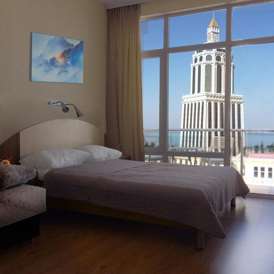 Apartments In The Center Of Batumi Exterior foto